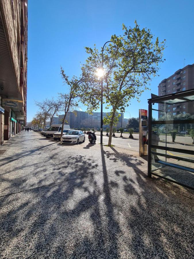 Dos Torres Tauriel - Espacioso Apartamento Con Impresionantes Vistas Y Garaje Privado サラゴサ エクステリア 写真